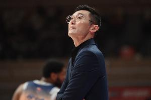 劉煒：CBA不能給長(zhǎng)期保障合同 目前續(xù)約了勞森 簽約扎卡里-納托爾