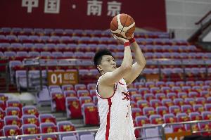 雷蒙：亞洲杯決賽我比任何人都更想投進(jìn)那個(gè)球 遺憾沒(méi)能助隊(duì)奪冠