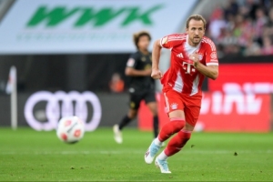 法爾克：如果本賽季凱恩助拜仁拿歐冠，也許明夏回英超沖希勒紀錄