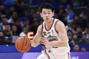 林葳：從進CBA開始就覺得最終是要去挑戰(zhàn)NBA的 不讓自己留下遺憾