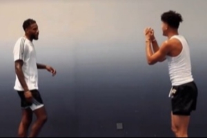 與卡米然對轟！威姆斯曬比賽視頻：高質(zhì)量球局 為BFC作準備