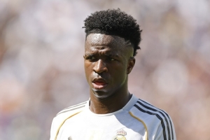 自2022年10月對(duì)陣礦工以來(lái)，維尼修斯首次在歐冠沒(méi)有為皇馬首發(fā)