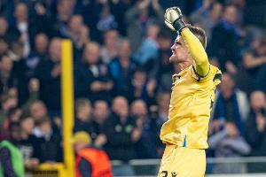 37歲196天！米尼奧萊成歐冠歷史撲出點球第6年長門將