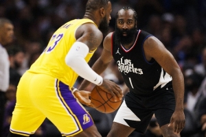 王猛&吳悠談造犯規(guī)：籃球就是欺騙游戲 SGA場均7罰就有人受不了