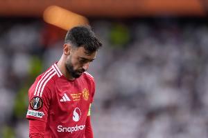 今夏報價1億被拒！曼晚：沙特冬窗可能再追B費，開70萬鎊免稅周薪