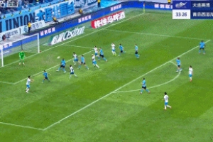 英博連續(xù)解圍未成功，阿齊茲爆射破門，西海岸1-0領(lǐng)先英博！
