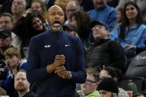 新賽季最佳教練預(yù)測！魔術(shù)主帥莫斯利第一 斯奈德第二