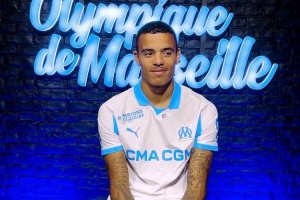 格林伍德二選一：最終對(duì)決梅西>C羅，梅西是史上最佳球員