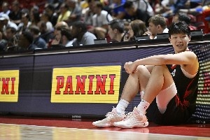 季前賽中國球員單場最高分？楊瀚森第4 移動長城壓陣 僅5人上雙