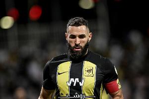 命中率不到3成！本澤馬登陸沙特以來7次主罰點球，只打進2球