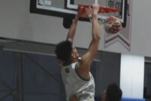 上強(qiáng)度！天津男籃曬訓(xùn)練視頻：隊內(nèi)對抗賽