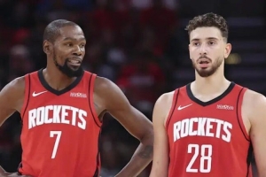 萊納德與揚(yáng)尼斯的最后一投；阿門vs弗拉格；約基奇vs小薩