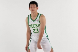 媒體人：林葳在同曦有無(wú)限開火權(quán) 但他在俄勒岡大學(xué)不具備這特權(quán)