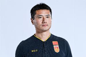 從國安三少到德甲金左腳，國足新少帥邵佳一，是如何“煉成的”？