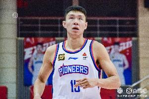 盡力了！鄭昊燃14中7&4記三分拿下18分4板1助