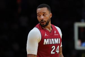 扎心了！維金斯夸鮑威爾今夏最佳引援 船記：這一點(diǎn)我可以證明