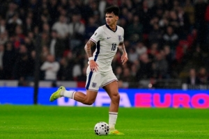 TA：奧賴利或擔任英格蘭主力；球隊終于找到中場組織核心：安德森