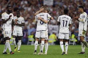 克羅斯評(píng)歷史最佳陣容：梅羅上榜，中場(chǎng)魔笛+齊祖，前鋒大小羅