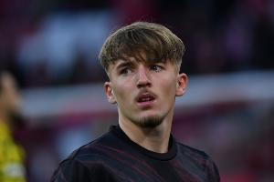 赫內(nèi)斯談卡爾：踢了3場(chǎng)德甲就被拿來(lái)與梅西相比，這有點(diǎn)夸張了