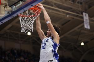 藍(lán)魔再出狀元？布澤爾兒子場均21.1+9.9+4+1.3+1.7 多項(xiàng)隊(duì)內(nèi)第一