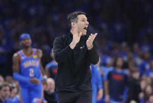 戰(zhàn)力榜：雷掘火穩(wěn)前3 活塞4 湖人6 太陽7 勇士16 開拓者20 快船21