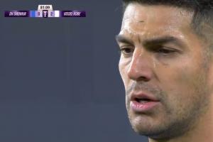 路易斯失點(diǎn)！路易斯造點(diǎn)+親自主罰被撲，申花仍0-2落后神戶