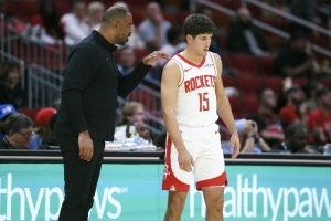 馬?。褐x潑德用庫(kù)里的方式打敗庫(kù)里 小謝有今天一定要感謝烏度卡