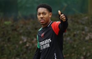 U20為阿森納首發(fā)出戰(zhàn)10場歐冠，斯凱利是法布雷加斯之后首人