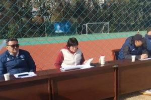 鹽城足球隊(duì)球員選拔測(cè)試活動(dòng)開啟，水慶霞等專家現(xiàn)場(chǎng)考核