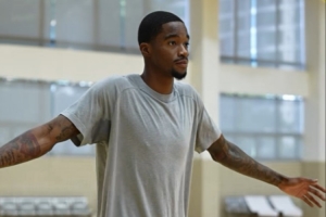 薩姆納就位！廣東男籃曬球隊(duì)訓(xùn)練：四外援就位！合練備戰(zhàn)新賽季