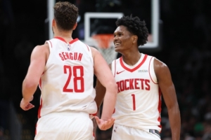 鍵盤俠|阿門得了申京病各種上籃不進(jìn)！亞當(dāng)斯場均35分鐘能進(jìn)二陣