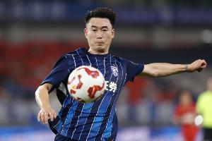 直播吧：鄧涵文合同到期告別武漢三鎮(zhèn)，與玉昆已基本達(dá)成轉(zhuǎn)會(huì)共識(shí)