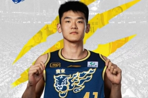 媒體人：王洪澤再高5cm就好了 那能把易建聯(lián)退役后的空缺徹底補上