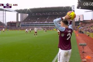 誅心吶……維拉球迷唱歌嘲諷阿森納：歐洲冠軍，你們永遠(yuǎn)也沒法唱