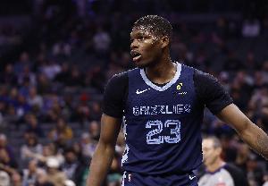 熊記：開拓者球迷眼巴巴看著科沃德蛻變成小卡 而埃迪壓制楊瀚森