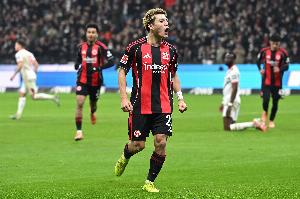 法蘭克福新核！堂安律連過3人無解一條龍，2100萬加盟6球5助