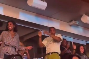 浙BA城市爭霸賽金華VS慶元中場互動，“戰(zhàn)神”劉玉棟下起三分雨！