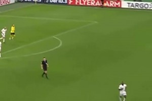 相輔相成！BBC的招牌反擊！C羅策動(dòng)，貝爾助攻本澤馬破門！