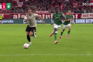 拜仁再下一城！凱恩禁區(qū)內被放倒造點！親自主罰命中！