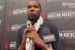 球還沒落地梅西就想好了3個動作，就是沒想好怎么慶祝??