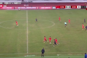 險(xiǎn)些成為名場(chǎng)面！徐彬回傳失誤送對(duì)手單刀??