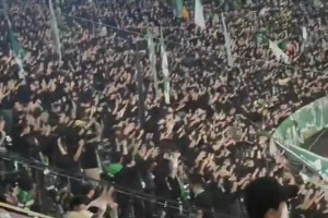 火藥味十足??！實拍：國安球迷看臺高喊“建業(yè)是XX”